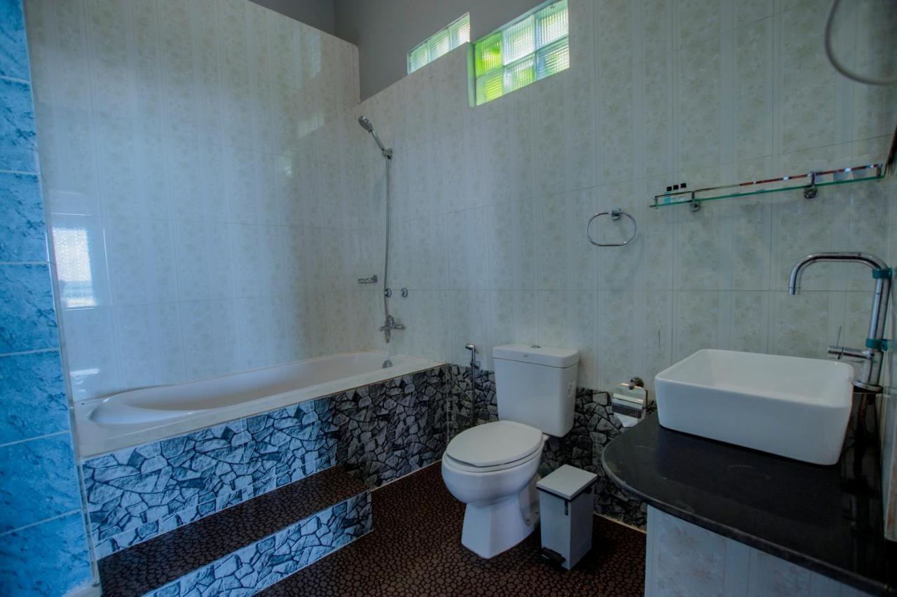 Lagoon Ngapali Beach Lodge Екстериор снимка